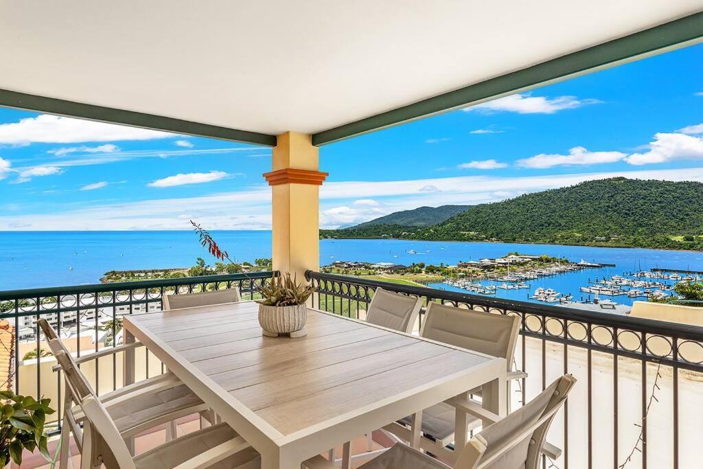 Appartement Aqua Vista à Airlie Beach Extérieur photo