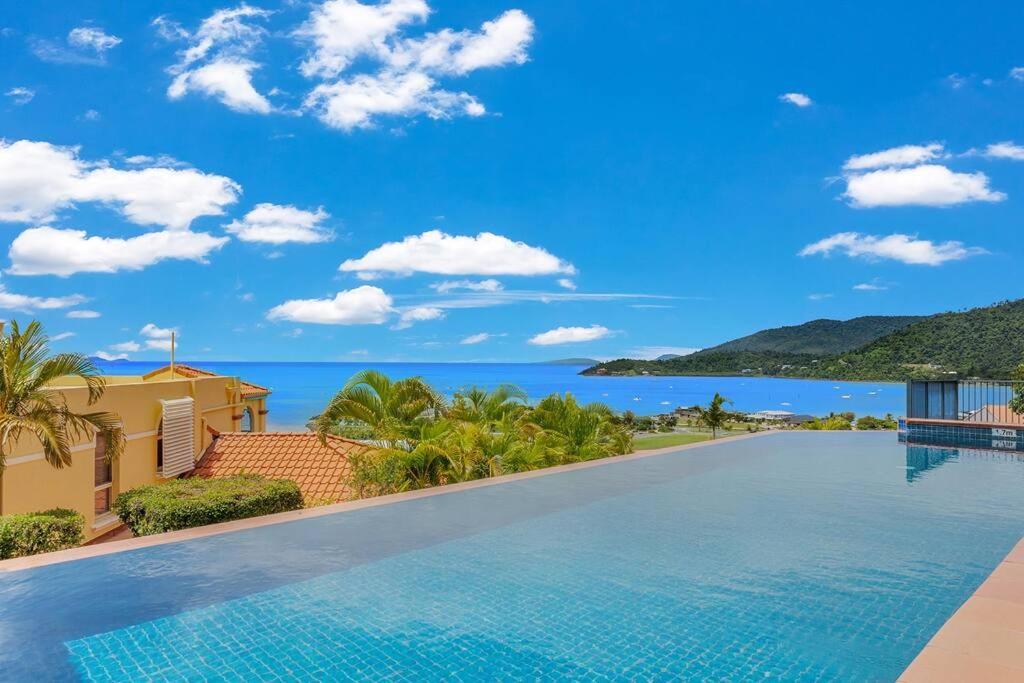 Appartement Aqua Vista à Airlie Beach Extérieur photo